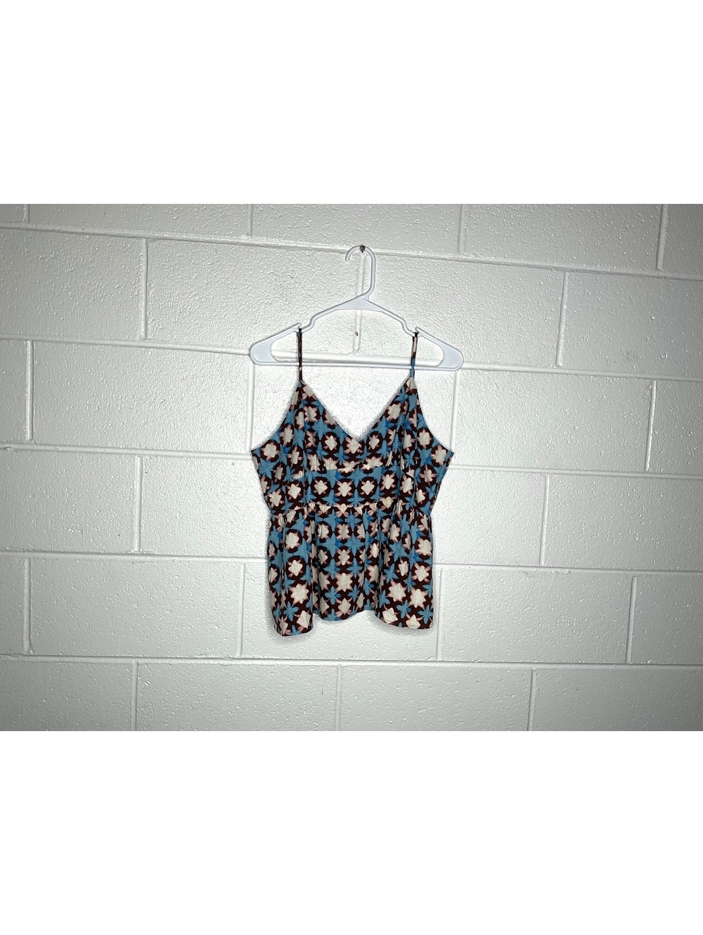 Loft Sunwashed Floral Peplum Cami Size XL